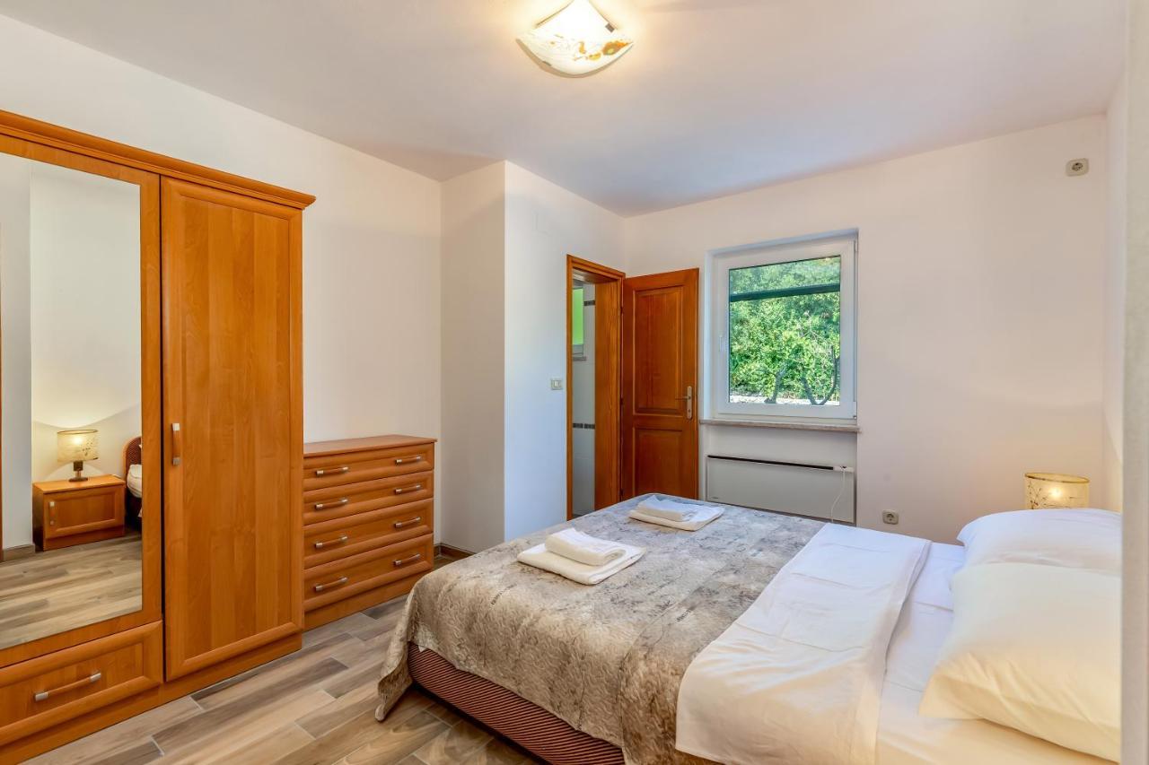 Villa Rea Brsec Ngoại thất bức ảnh